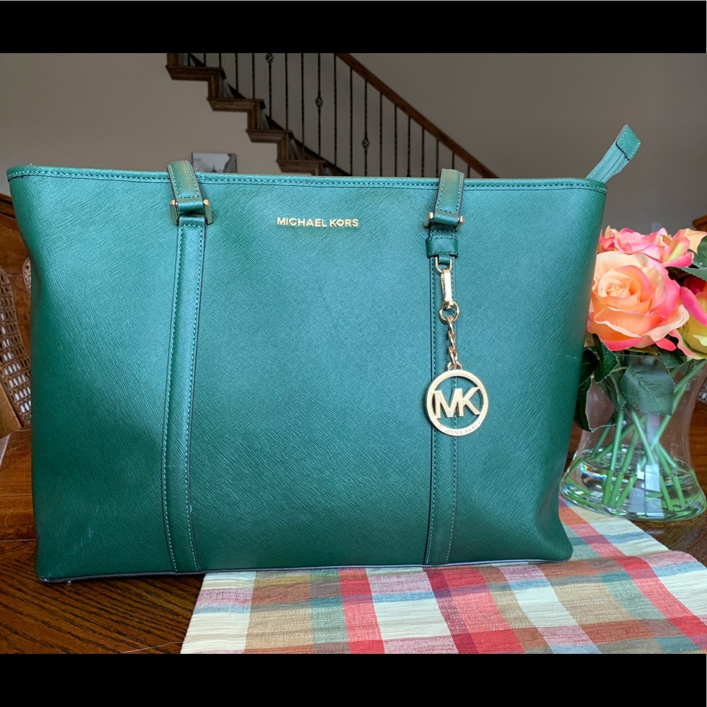 Michael Kors work tote w/ laptop pocket